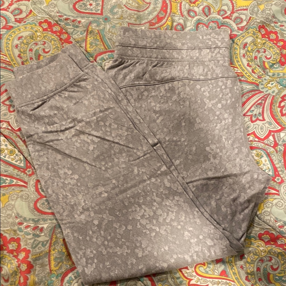 NWOT lululemon sweatpants. 12